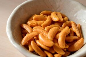 柿の種のピーナッツなし版はどこで売ってる？市販で買える？